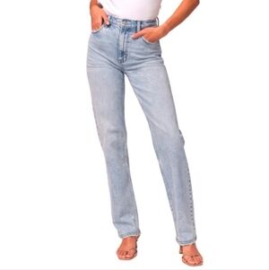 Abercrombie & Fitch Ultra High Rise 90s Straight Jean Women's Size 6 Short